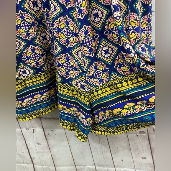 Old Navy Womens Size Large Romper Blue Yellow Floral Stretch Scoop Button - Picture 8 of 12